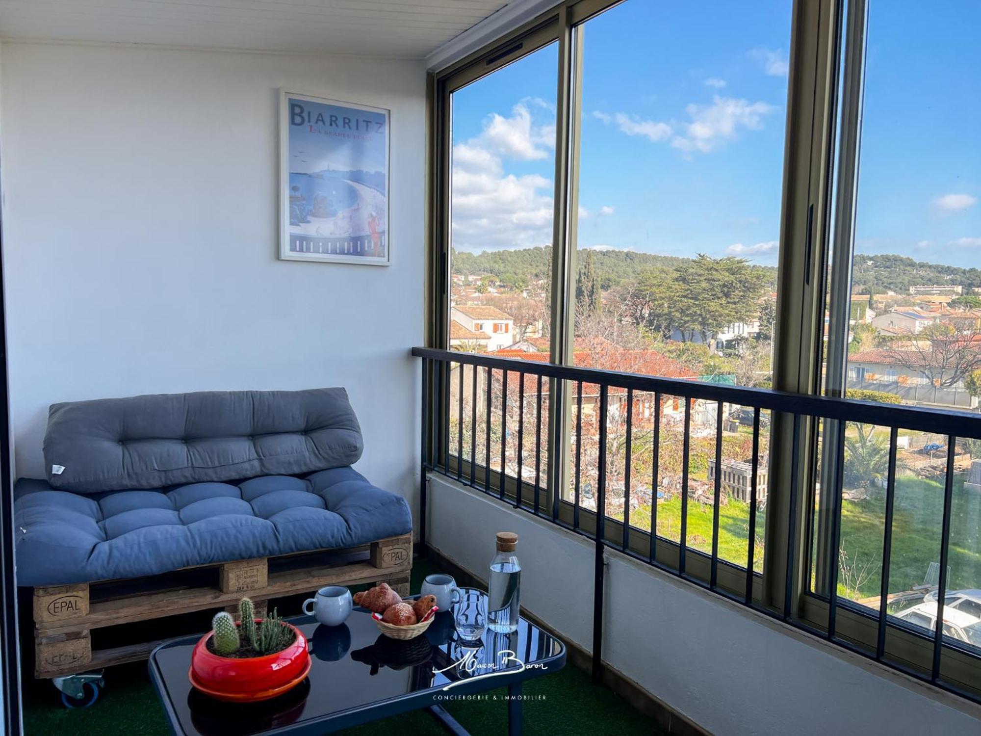 Appartement Lumineux 4 Couchages Avec Terrasse A 500m De La Plage, Parking Gratuit