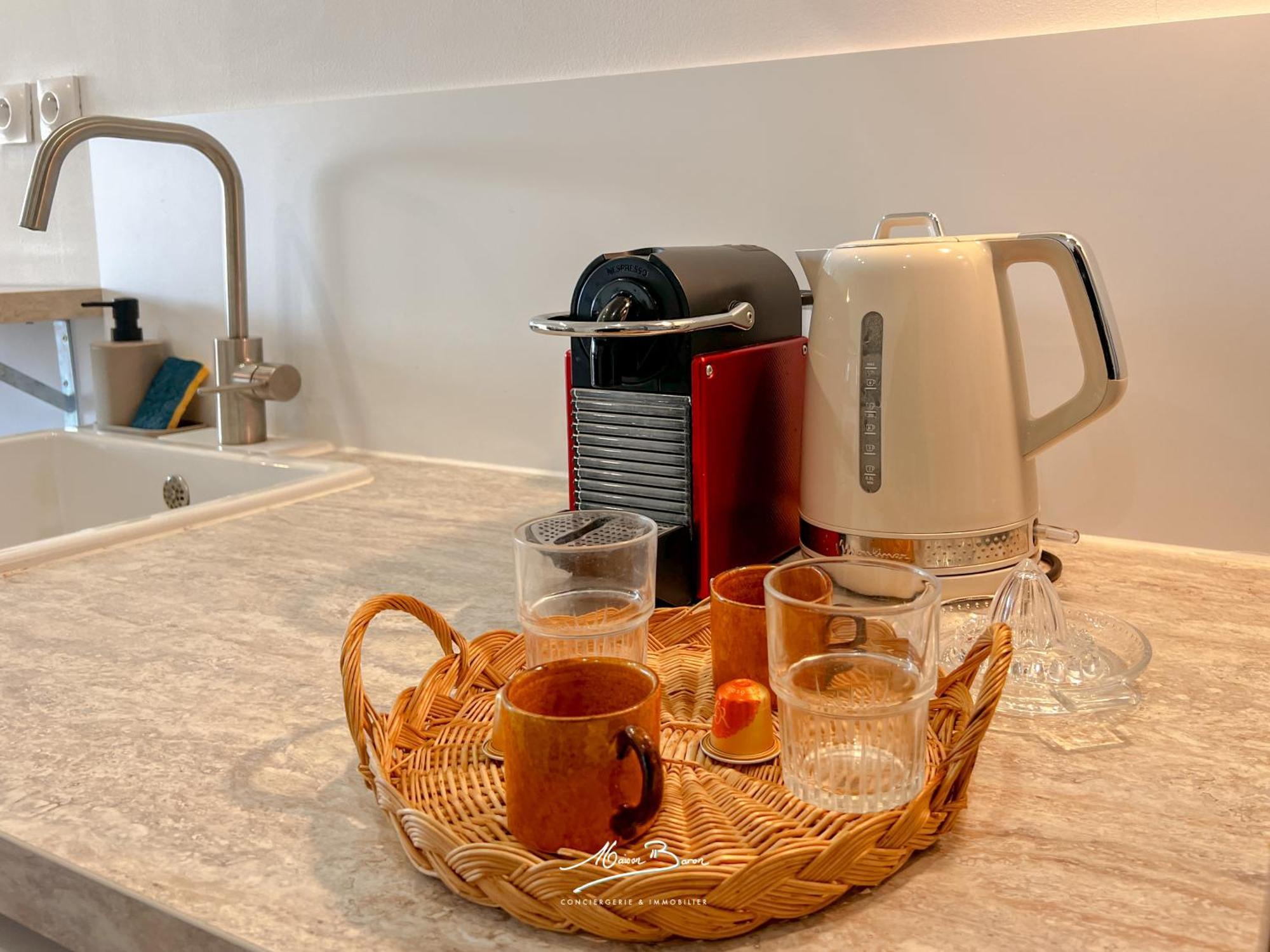 Lumineux 4 Couchages Avec Terrasse A 500m De La Plage, Parking Gratuit Apartment Six-Fours-les-Plages